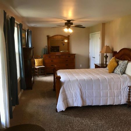 A Mighty Oak B&B Pilot Mountain Luaran gambar