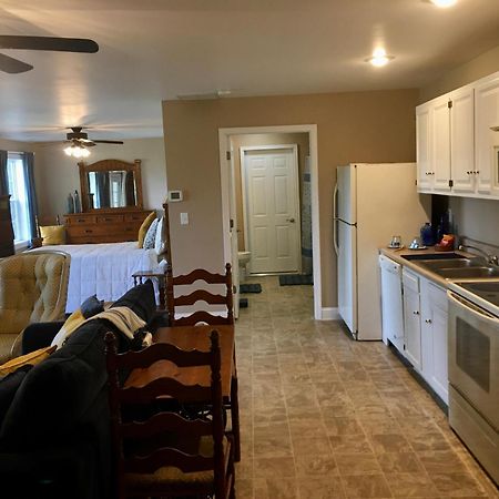 A Mighty Oak B&B Pilot Mountain Bilik gambar