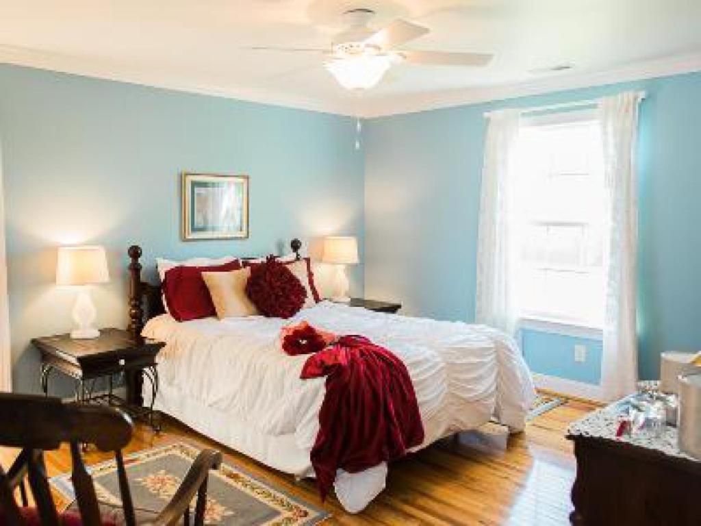 A Mighty Oak B&B Pilot Mountain Bilik gambar